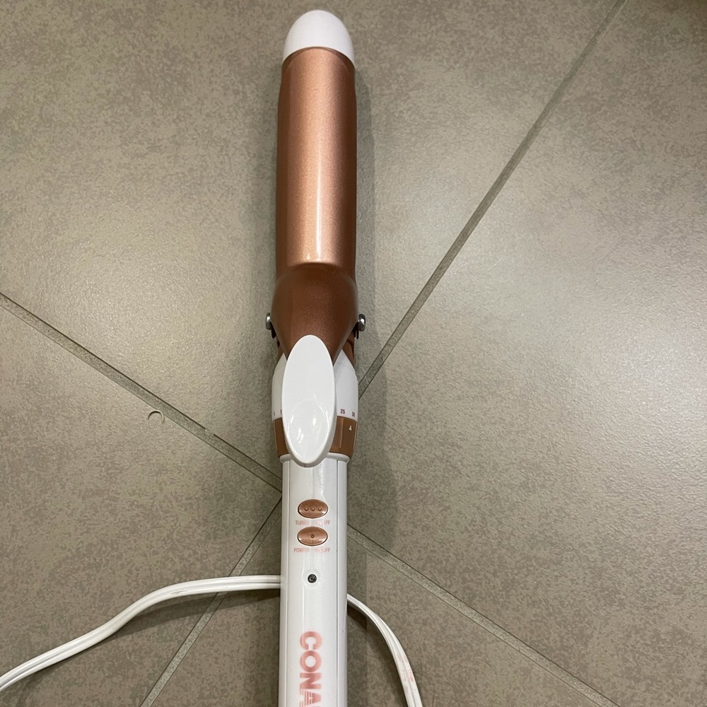 Conair curling iron